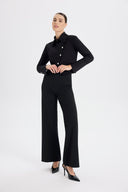 Asimetrik Metal Düğme Detaylı Siyah Poplin Gömlek