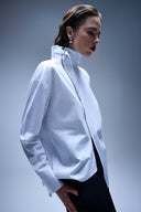 Tokalı ve Fermuarlı Asimetrik Beyaz Poplin Gömlek